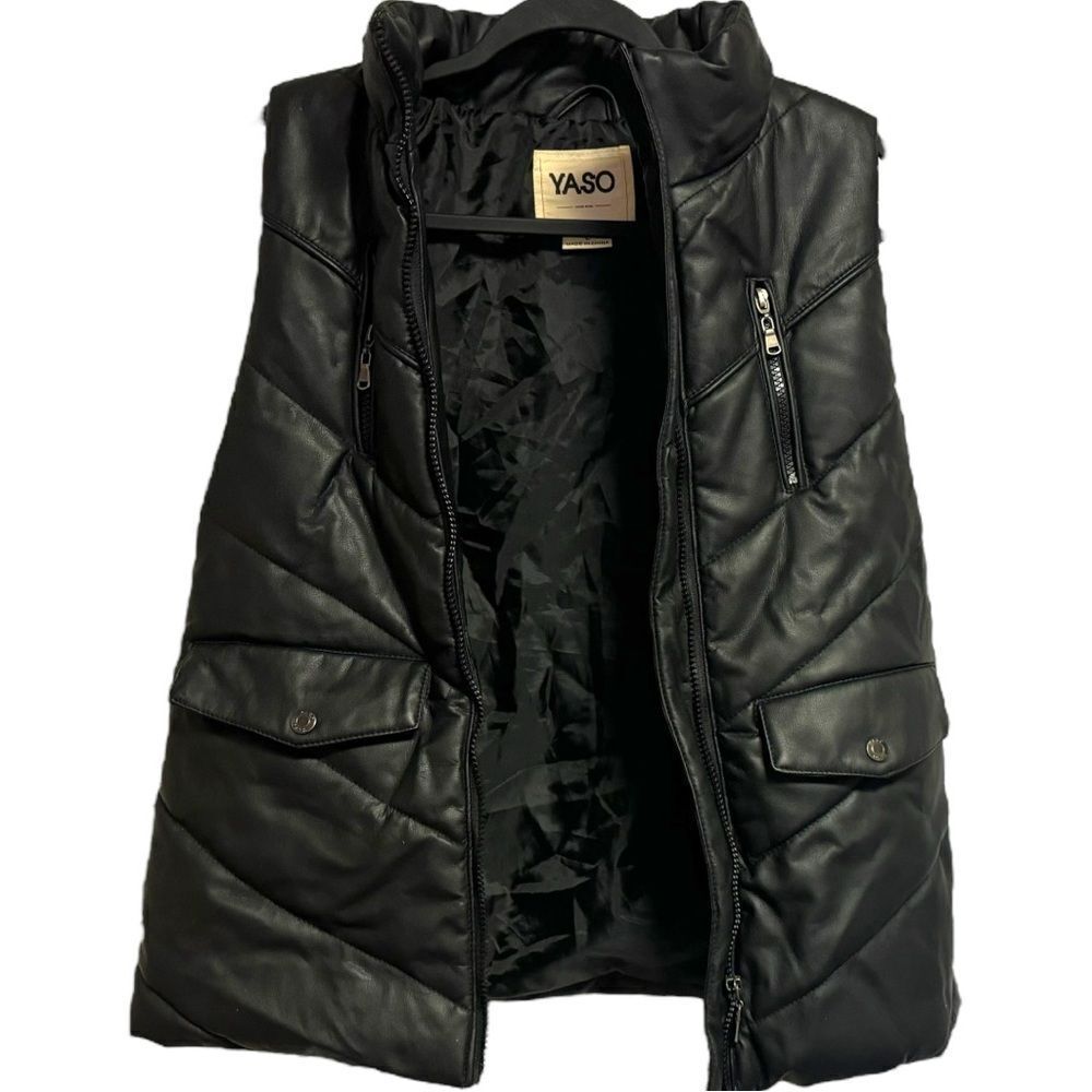 Yaso Black Faux Leather Puffer Vest Size Large - Picture 5 of 15